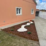 Moradia Alegre No Centro Da Da Tocha. Semesterbostad *